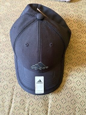 adidas Black Men’s Athletic Logo Cap